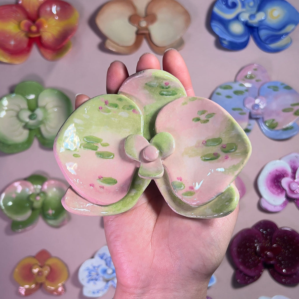 Monet Lilly 1